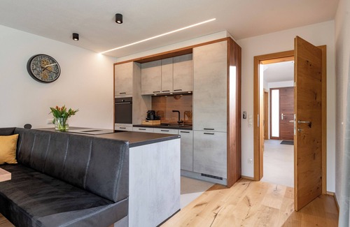Hopfgarten im Brixental Apartamento | Cozy chalet invites you to feel good