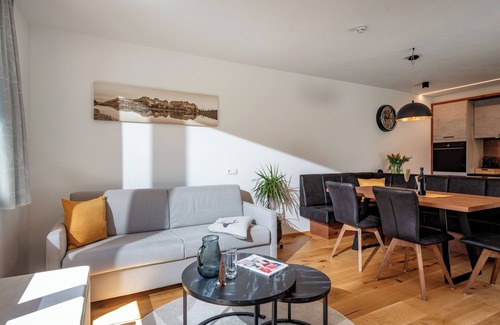 Hopfgarten im Brixental Apartamento | Cozy chalet invites you to feel good