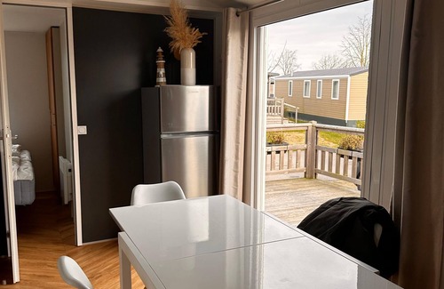 Oostkapelle Chalet De Esquí | Cozy chalet near the beach