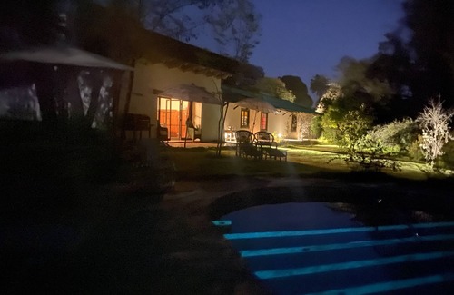 Talagante Chalet De Esquí | Cozy Chalet retreat in Hotel Boutique compound of Casona Lo Agurre