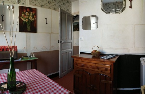 La Chapelle-aux-Choux Apartamento | Cozy Charming cottage in the Loir and Loire valleys*** French property