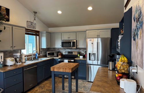 Sioux Falls Casa | Cozy & Charming 3 bed/3 Bath Sioux Falls Home in Quiet Neighborhood