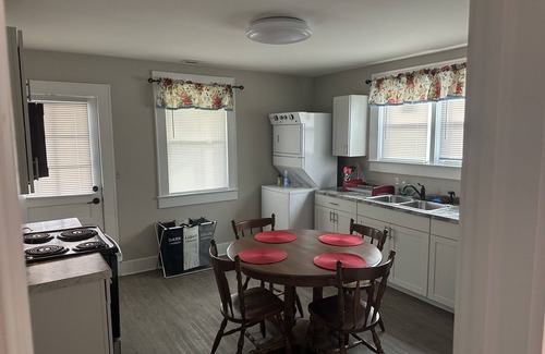Kernersville Casa | Cozy & Charming In Kernersville