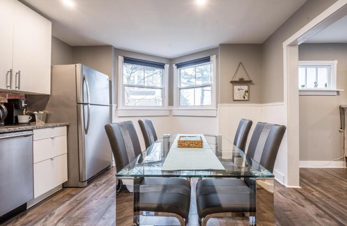Bedford Apartamento | Cozy Chic Oasis ( 3 Bedroom)