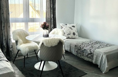 Sigmaringen Apartamento | Cozy city loft with balcony & underground car park