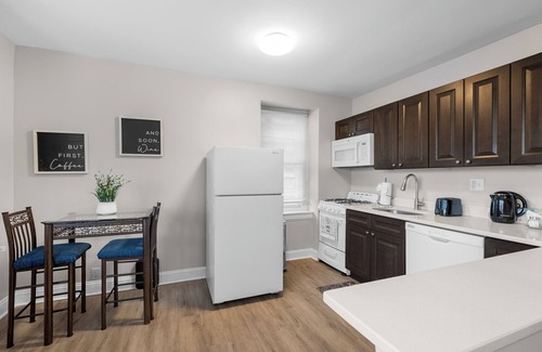 Spruce Hill Apartamento | Cozy City View Apartment