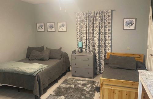 Downtown Las Vegas Apartamento | Cozy, clean, and secure 5 minutes from Las Vegas Strip and Fremont Experience!