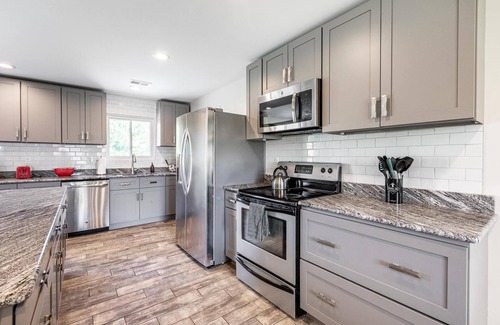 Sterling Heights Casa | Cozy, Clean and Bright 4BR / 2BA Home! Welcome!