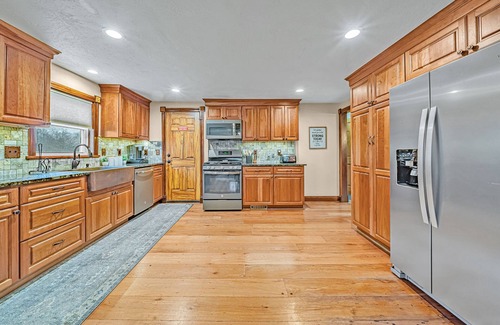 Coulters Casa | Cozy, Clean, Convenient Escape!