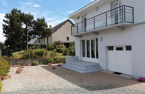 Barneville-Carteret Cabaña | Casa con Jardín Privado, Cerca de la Playa, Ideal para Familias y Mascotas