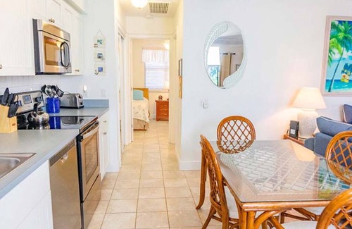 Sanibel Condominio | Cozy Coastal Haven - Your Relaxing Sanibel Getaway - Private Beach - Signal Inn 07