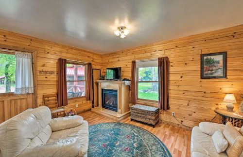 Buena Vista Casa | Cozy Colorado Cabin with Deck, Grill and River Access!