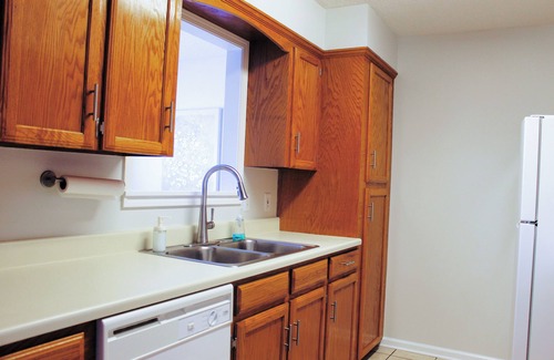 Lake Charles Casa | Cozy Comfort Central Stay - Casinos and Golfs Nearby