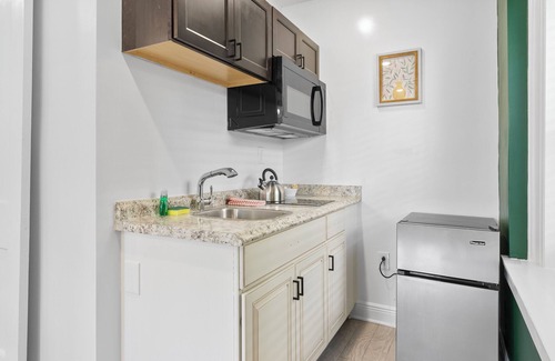 Wynnefield Apartamento | Cozy Comfortable and Quiet Suites