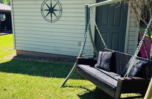 Cordele Casa | Cozy, comfortable Lakehouse getaway - Sleeps 10! WiFi, Private Dock