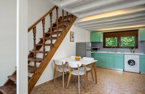 Ialyssos Apartamento | Cozy & comfortable sea view apartment, Eleftheria