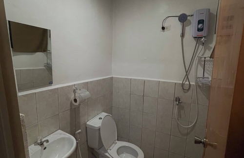 Quezon City Apartamento | COZY COMFY STAY @ JT RESIDENCES FIBER INTERNET QC NEAR FISHERMALL QUEZON AVE