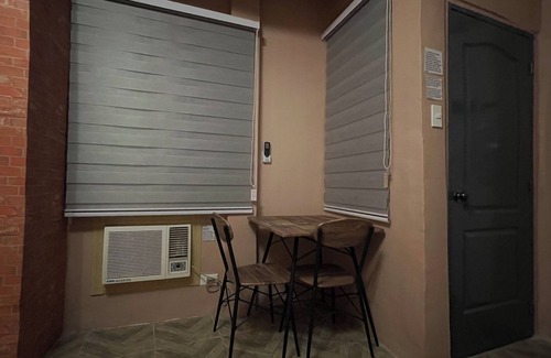 Quezon City Apartamento | COZY COMFY STAY @ JT RESIDENCES FIBER INTERNET QC NEAR FISHERMALL QUEZON AVE