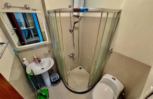 Legazpi Village Apartamento | Cozy Condo at MakatiCBD