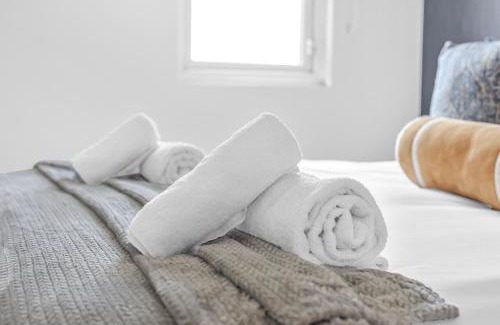 Stamford Hill Apartamento | Cozy & Contemporary 2-BR Flat Near Shops & Transit