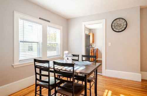 West Street - River Street Apartamento | *Cozy, Convenient Boston. Indulge, you deserve it*