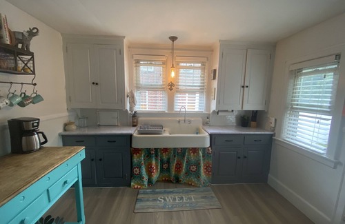 Erie Casa | Cozy Convenient Lake Erie Home