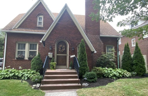 Erie Casa | Cozy Convenient Lake Erie Home