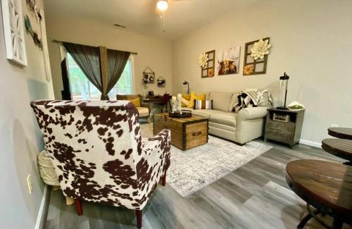 Wilmington Casa | Cozy Corner - Family Beach Vacation Condo