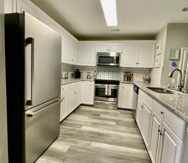 Wilmington Casa | Cozy Corner - Family Beach Vacation Condo