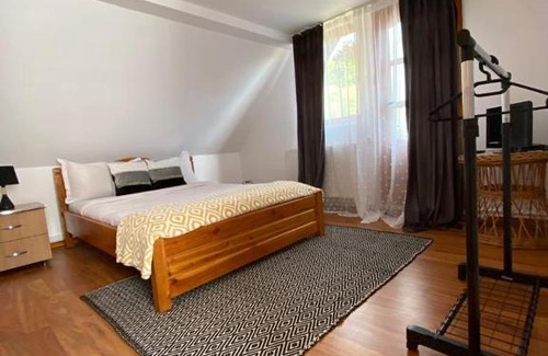 Poiana Marului Casa | Cozy corner in a Small Village
