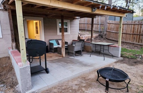 Denison Casa | Cozy Corner near Lake Texoma / Choctaw Casino