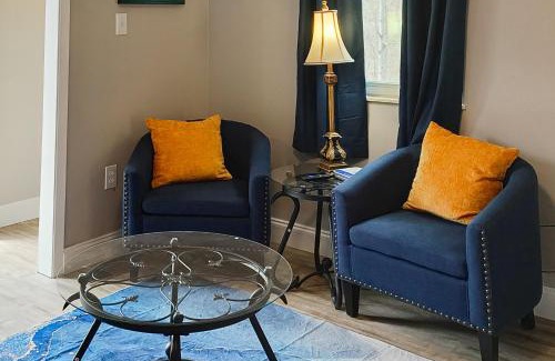 Caryville Hotel | Cozy Corner