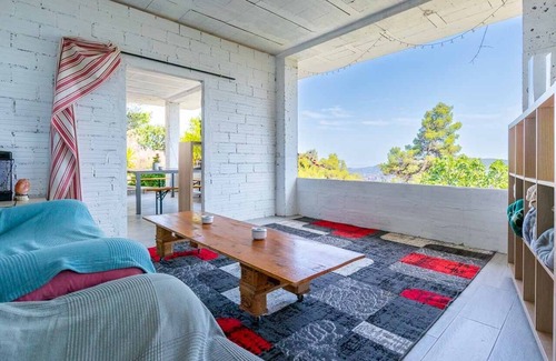Corbera De Llobregat Casa | Acogedor casita 25 km de barcelona con maravilla vistas montaña y barcelona