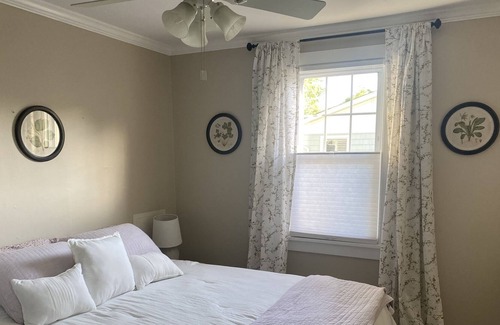 Cape May Court House Cabaña | Cozy Cottage Steps to Downtown and 10 minute Drive from the Beach