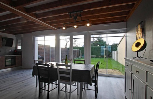 Liesville-sur-Douve Cabaña | Hermosa Casa: 4 pers, Terraza Privada, Cerca de Utah Beach