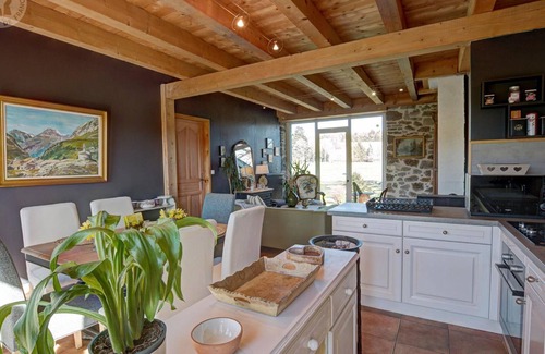 Saint-Regis-du-Coin Cabaña | Acogedora casa rural con estufa de leña, terraza, wifi, cercana a actividades al aire libre