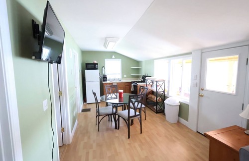 Alton Bay Cabaña | Cozy Cottage 2 Bedroom With Amazing View