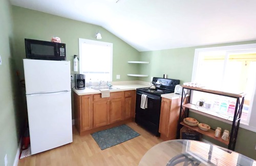 Alton Bay Cabaña | Cozy Cottage 2 Bedroom With Amazing View