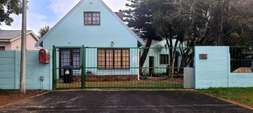 Bloubergstrand Apartamento | Cozy Cottage +/- 500m from the beach