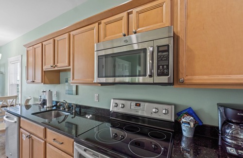 Port St. Joe Cabaña | Cozy Cottage 6 of 6 by Pool|2BR | Grill | Near Bay and Marina
