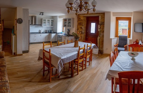 Carballo Casa | Acogedora casa rural As Marismas