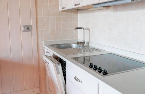 Bellano Apartamento | Design Studio COSY COTTAGE en el agua