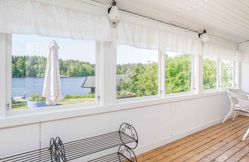 Granna Casa | Cozy cottage by the lake not far from Gränna