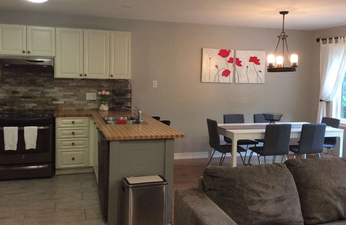 Wasaga Beach Casa | Cozy Cottage 🐕