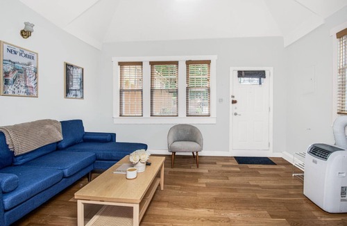 Southeast Yonkers Cabaña | Cozy cottage close to NYC