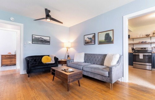 Greenwood Casa | Cozy Cottage | Fenced yard | Fire Pit