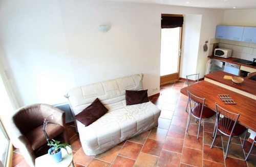 Dragey-Ronthon Cabaña | Acogedor gîte con terraza en la bahía del Mont St-Michel para 2 personas, ambiente tranquilo