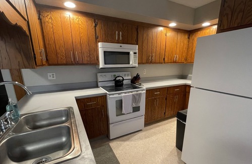 Fort Dodge Casa | Cozy Cottage home in a great location and neighborhood.