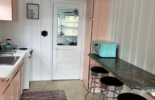 Dewey Beach Cabaña | Cozy Cottage in Dewey Beach