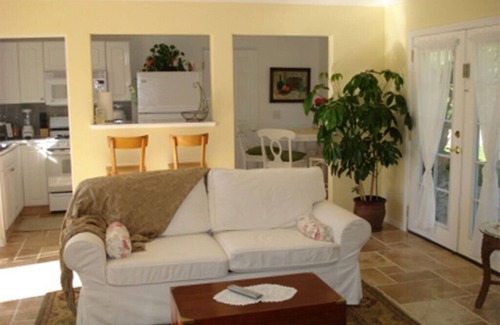 Montecito Cabaña | ~ * ~ Cottage acogedor en Montecito ~ * ~ Pet Friendly -Pool